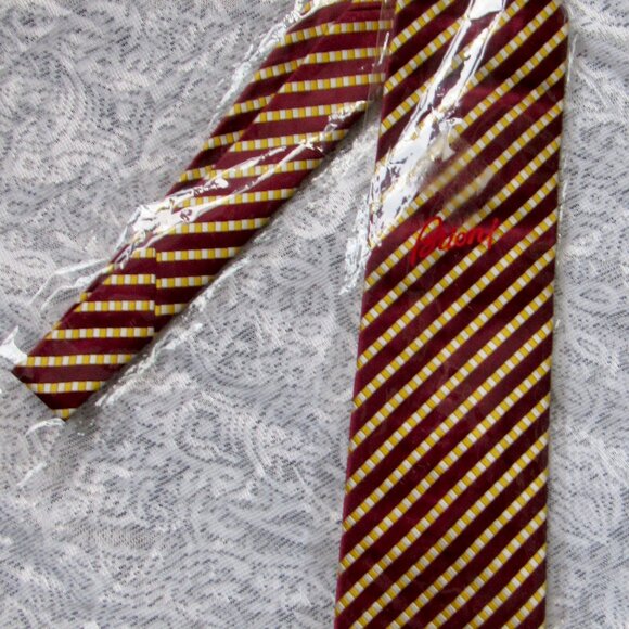 🆕BRIONI Gold/Red Geometric Striped Silk LUXURY Tie HANDMADE ITALY - Picture 4 of 10